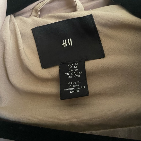 Cream and tan Sherpa hooded jacket - Picture 4 of 8